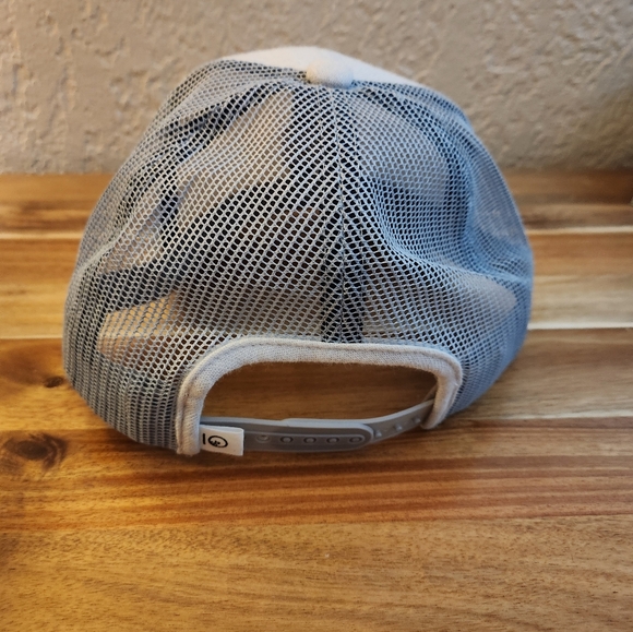 Brand new adjustable l/xl tentree hat - Picture 2 of 4